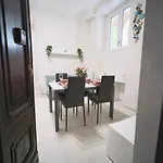 Appartamento Moderno ❴ 300 Mt. Da Porta Nuova ❵
